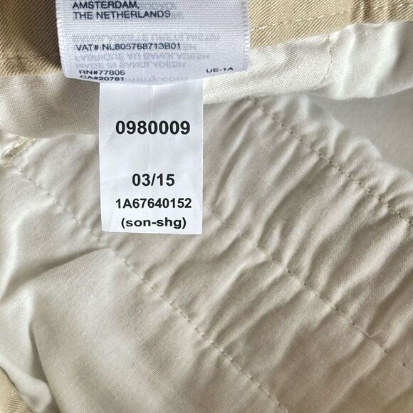 Tommy Hilfiger Women’s Bermuda Shorts Size 10 - Picture 7 of 7